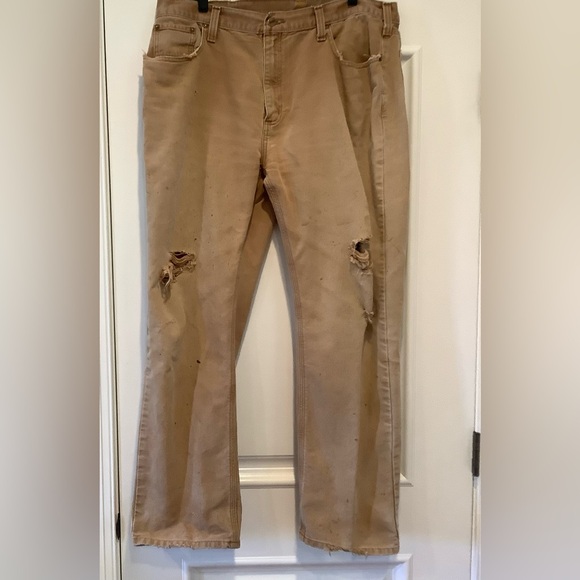 Thrashed Carhartt Relaxed Fit Tan Khaki Jeans Sz 40x30 Cotton Holes Stains - Picture 1 of 15